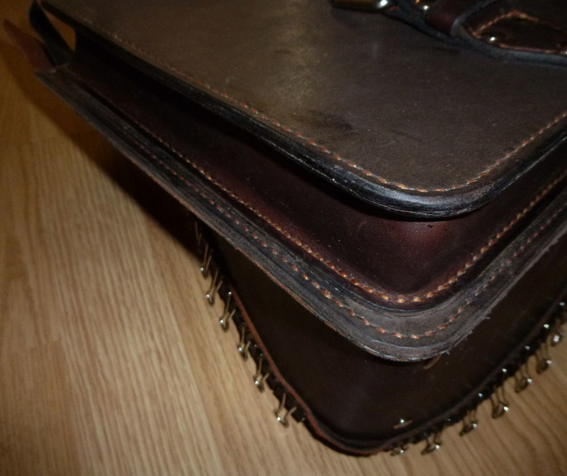 DALI Leather Studio - кожаные изделия ручной работы