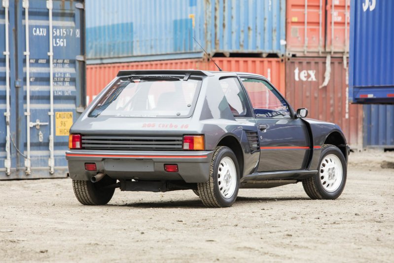 На таком же ралли-каре был выигран как Кубок конструкторов WRC в 1985 и 1986 году, так и личный зачет.