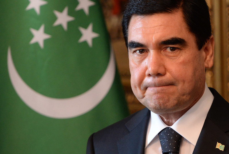 Очень средняя Азия. Почему в Туркменистане пришлось отменить «золотой век» и «эпоху счастья»
