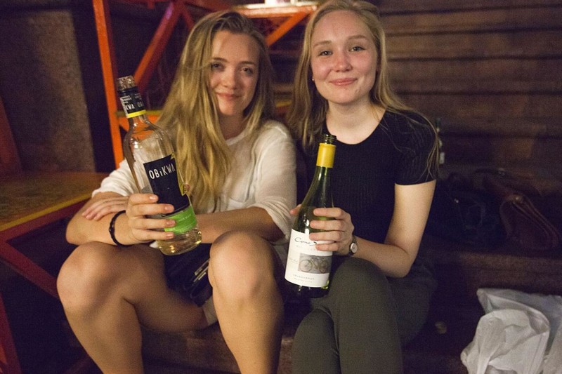 Жители Майорки больше не могут терпеть пьяные выходки британских туристов