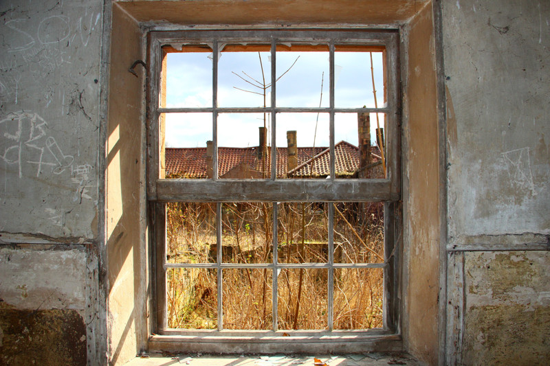 Виды из окон заброшенных домов