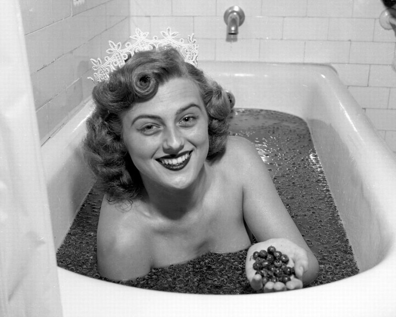 «Королева ягод», 1955 год