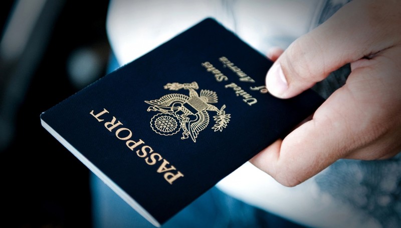 В Дубае у рабочих-мигрантов часто отбирают паспорта