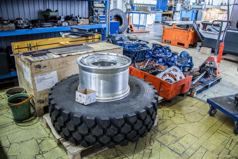 Колёсные диски (сборные) — собственная разработка инженеров «Камаз-мастер». Благодаря специальным канавкам колесо в сборе может выдерживать огромные нагрузки.