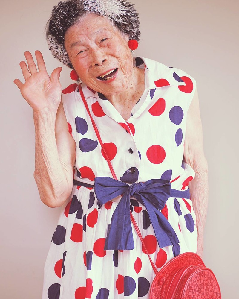 94-летняя бабушка стала моделью и звездой соцсетей