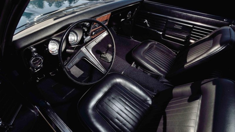 Yenko Chevy Camaro 1968 по цене нового суперкара