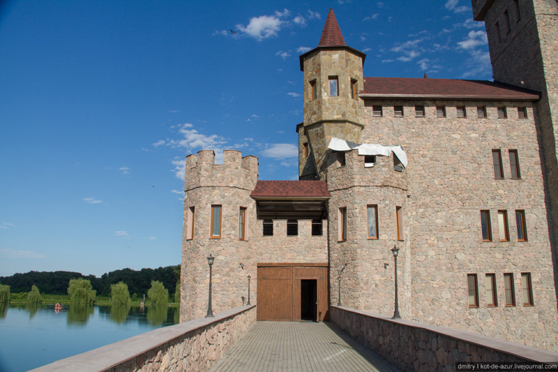 Замок Шато Эркен в Кабардино-Балкарии. Европа добралась до Кавказа