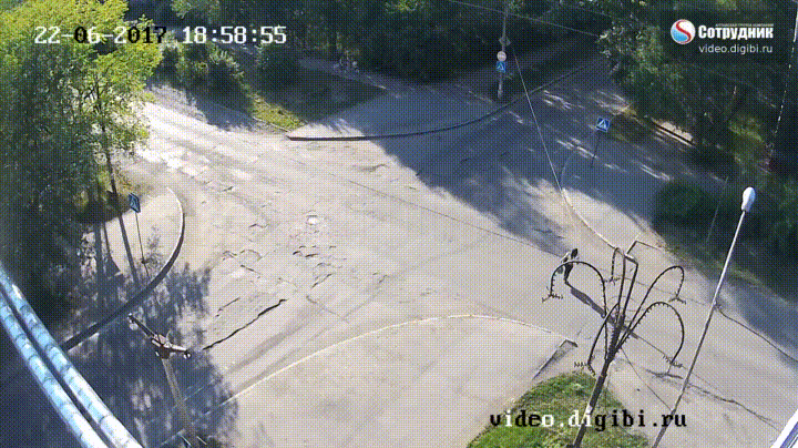 За секунду до