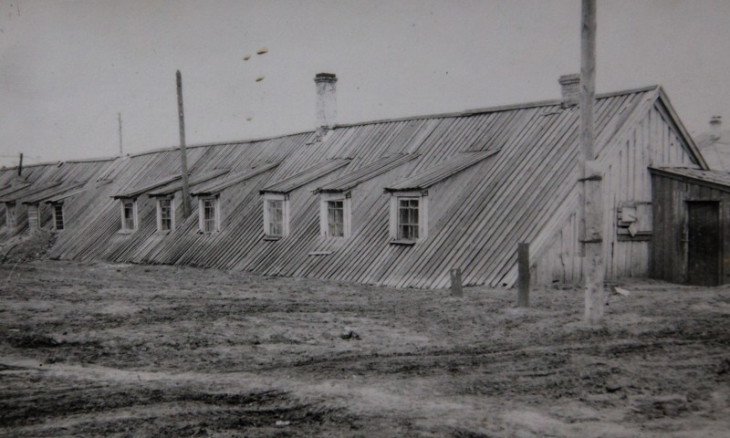 Барак для работников Ульяновского автомобильного завода, 1944 год, СССР