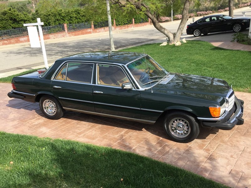 Представительский седан W116 Mercedes-Benz 450 SEL выпуска 1974 года был продан всего за 6 600 долларов.