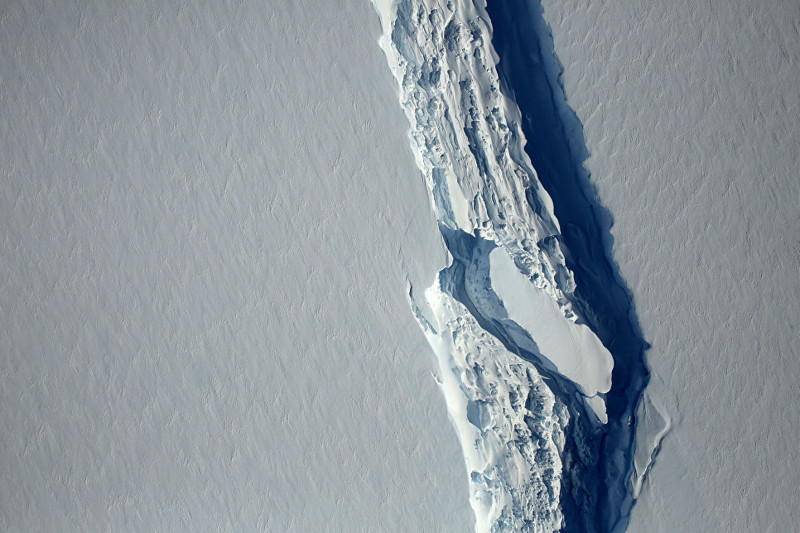 Как разваливается Антарктида