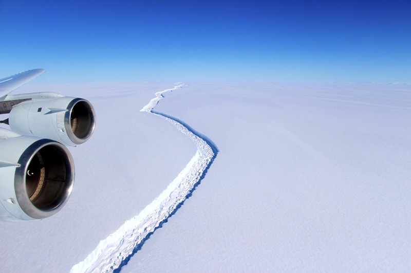 Как разваливается Антарктида