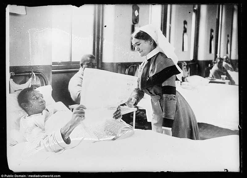 1918 год, раненый солдат в больнице города Глазго, Шотландия