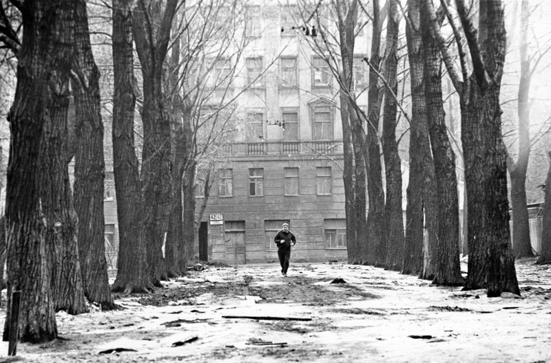 Утренний бегун на Обводном, Ленинград, 1970-е