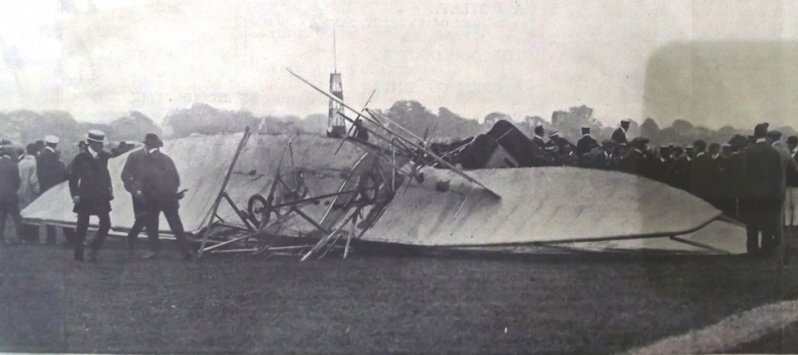 Остатки 'Райт-Флайера' в тот самый трагический день 12 июля 1910 года