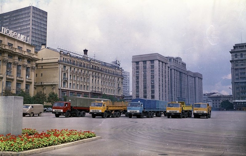 Демонстрация предсерийных моделей автомобилей КамАЗ, 1974 год, Москва