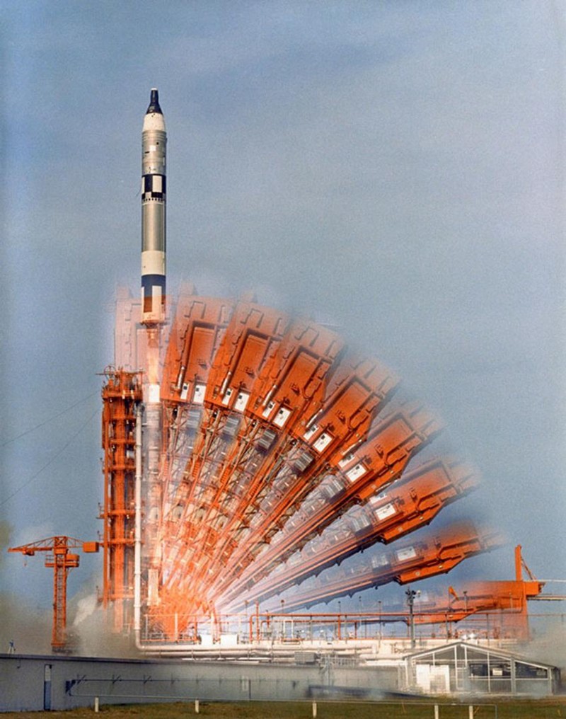 Замедленная съёмка запуска американского пилотируемого космического корабля Джемини-10, 18 июля 1966 года.