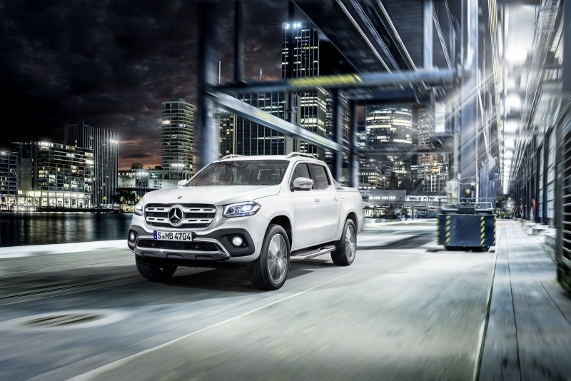 Mercedes представил серийный пикап X-Class