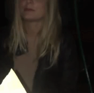 "Много нас, а он один"