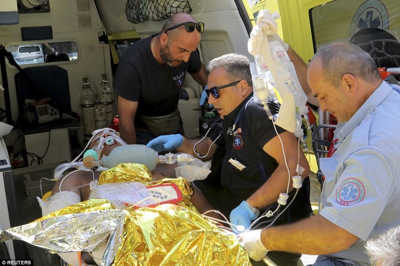 Раненого с Коса транспортируют в больницу острова Крит 