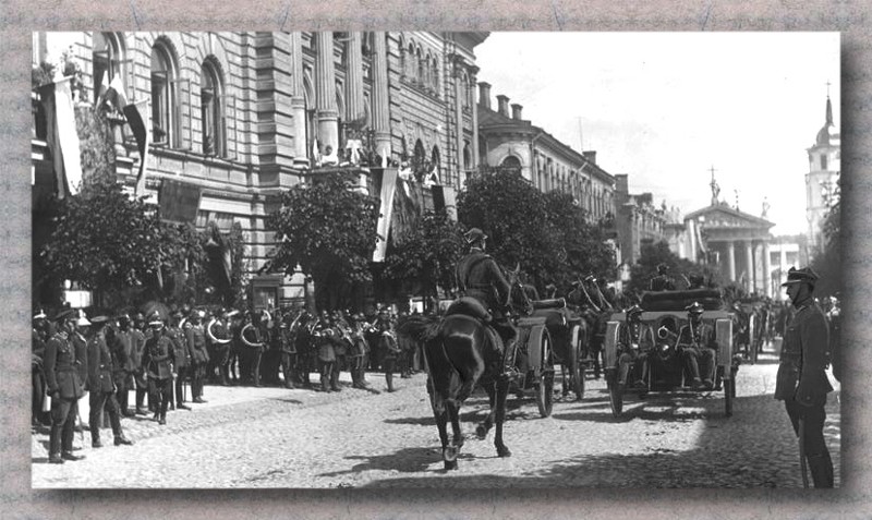 Город Вильнюс - столица Литвы, до 1939 года принадлежал Польше. Россия его вернула Литве