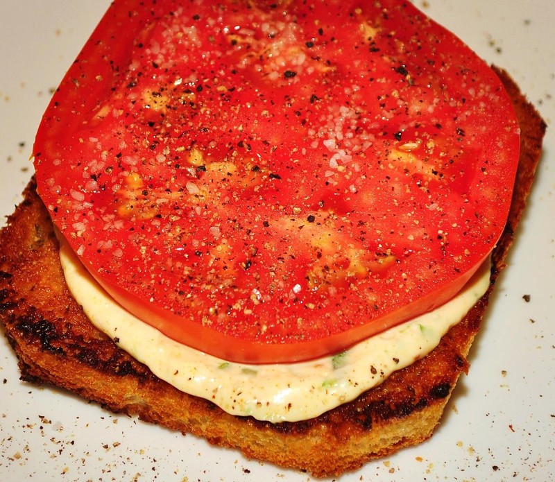 Калифорнийский сэндвич с помидором