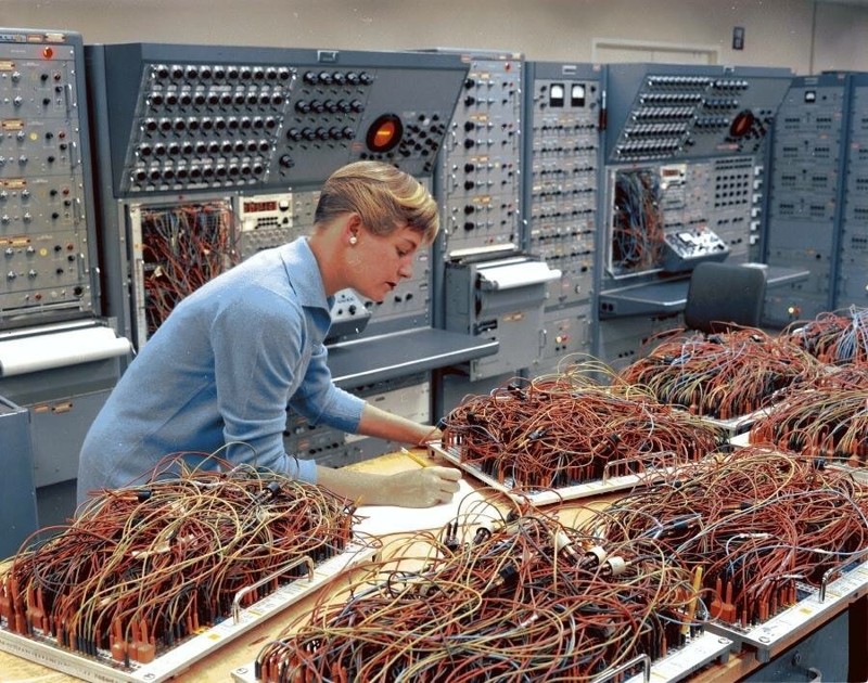 Аналоговый компьютер 1960-х годов.