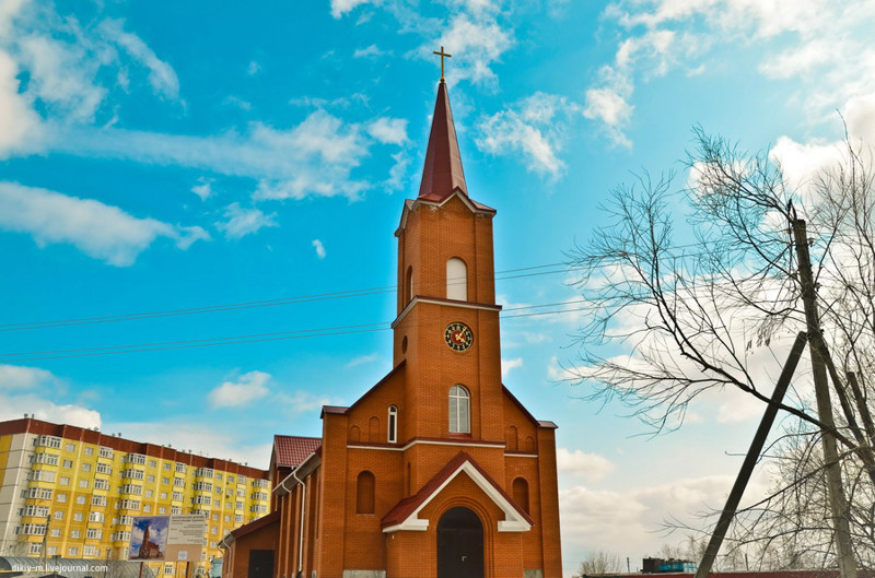 Сургут - город в тайге (только фотографии города без комментариев)