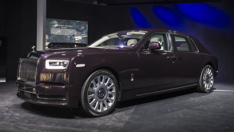 Rolls-Royce Phantom нового поколения. Самый роскошный автомобиль в мире