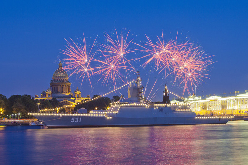 Всё, что нужно знать гостям и туристам о Дне ВМФ в Петербурге,добро пожаловать!