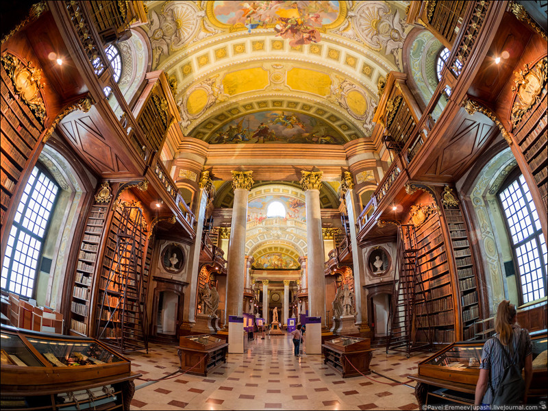 Австрийская национальная библиотека в Вене