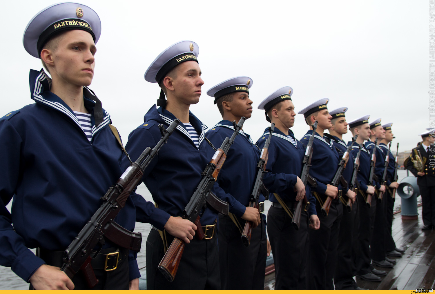 Сколько сейчас служат в вмф. Форма Матросов Балтийского флота. Форма ВМФ Балтийского флота.