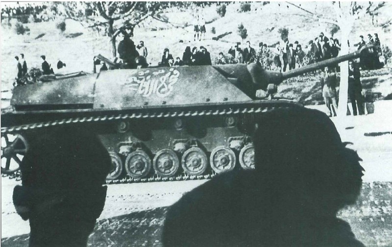 Немецкая САУ Jagdpanzer IV на службе в сирийской армии. Сирия, 1948 год.