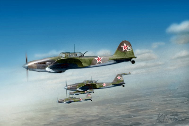 Пять штурмовиков Ил-2 летят на боевое задание, 1-ый Прибалтийский фронт 1944 год. Кстати на авиасалоне Макс 2017 в Жуковском, участвовал настоящий боевый Ил-2.