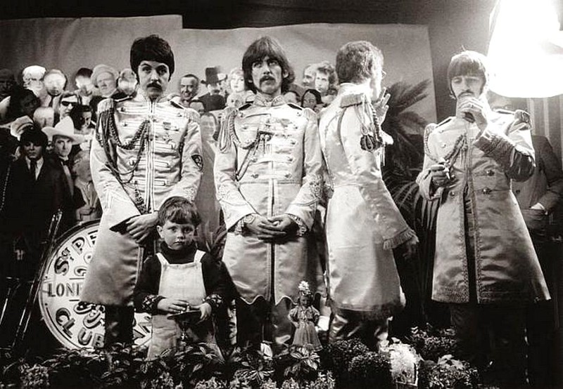 Съемки обложки Sgt. Pepper’s Lonely Hearts Club Band, 30 марта 1967 года, Великобритания