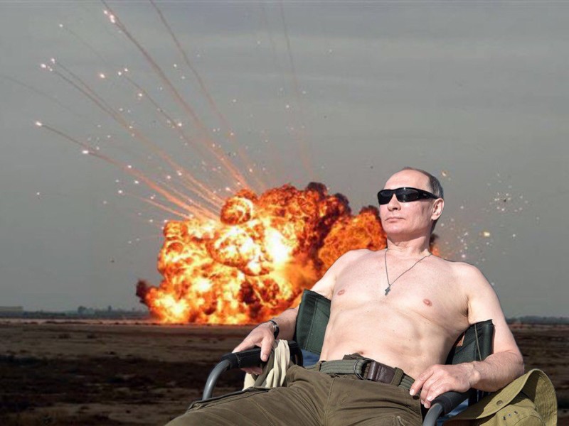 Судя по этим фотожабам, у Путина выдались насыщенные деньки 