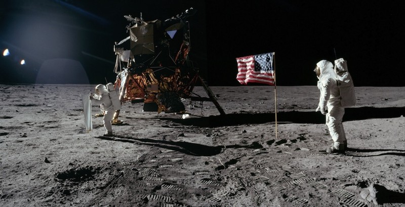 Американцы на Луне: прорыв или афера?