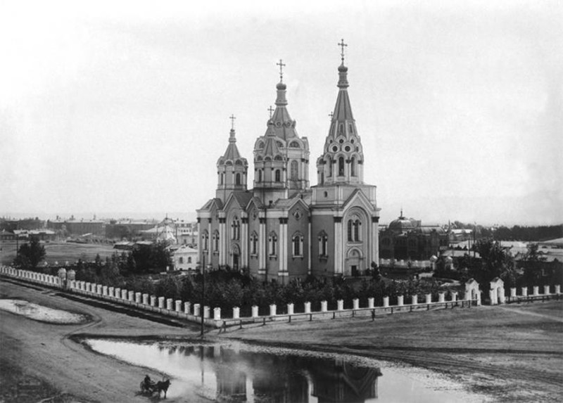 РПЦ забирает Россию: как церковь расширяет свои владения, отбирая парки, музеи и дома