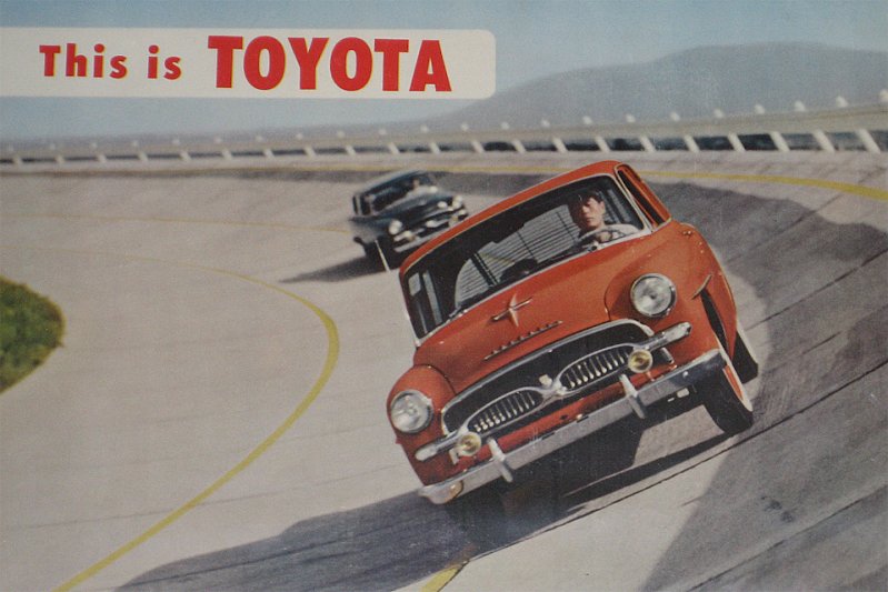 Модель назвали Toyota Origin, дизайн которой был приближен к классическому автомобилю Toyota Crown RS модели 1955 года.