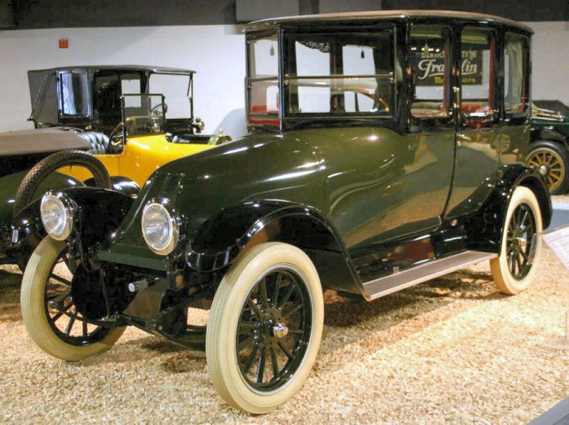 Автомобиль Franklin 1917 года выпуска.