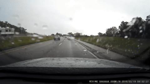 Подборка автомобильных гифок