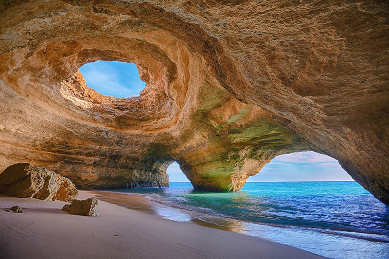 14. Морская пещера в Алгарве, Португалия