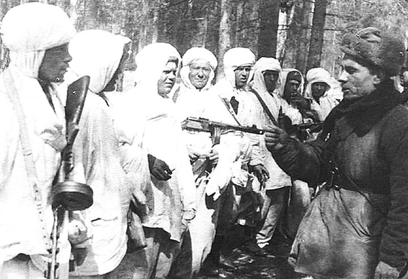 18 января 1942 года началась Вяземская воздушно-десантная операция – одна из крупнейших в ходе Второй мировой.