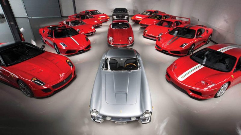 В США продали коллекцию Ferrari за $16,5 миллионов