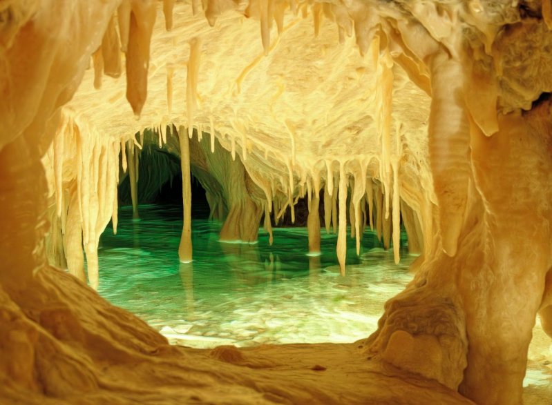Cталактитовая пещера Обир-Тропфштайнхолен, Австрия