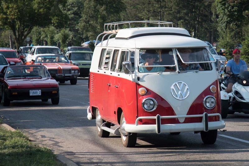 Woodward Dream Cruise - крупнейший автопробег в США