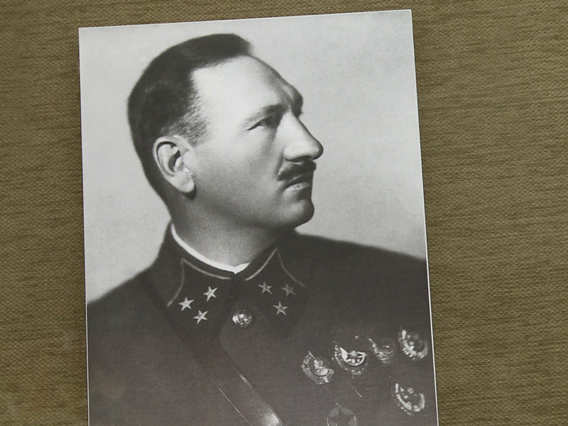 Михаил Ефремов: русский генерал, которого фашисты хоронили с почестями