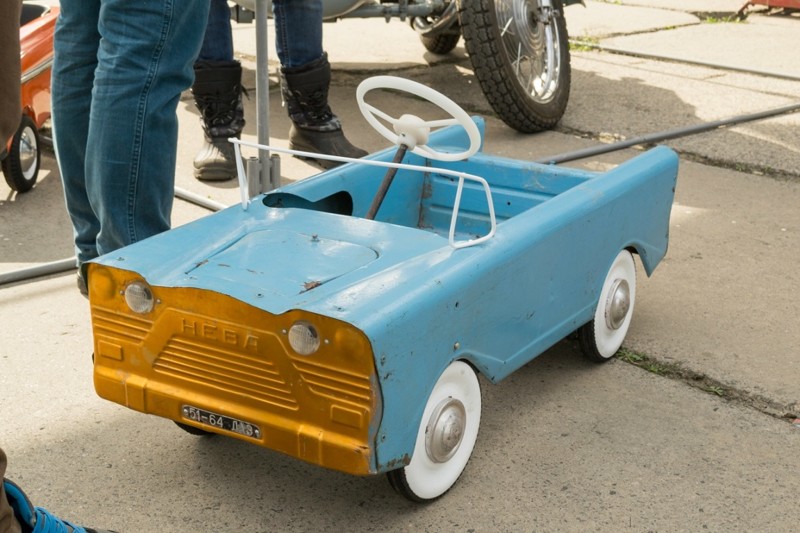 Автомобили на педальной тяге из времён советского детства