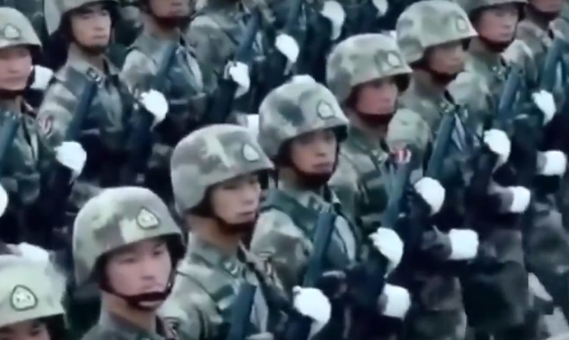 Армия Китая, дисциплина и порядок!
