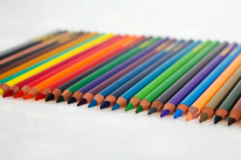 Набор цветных карандашей из 230 штук.